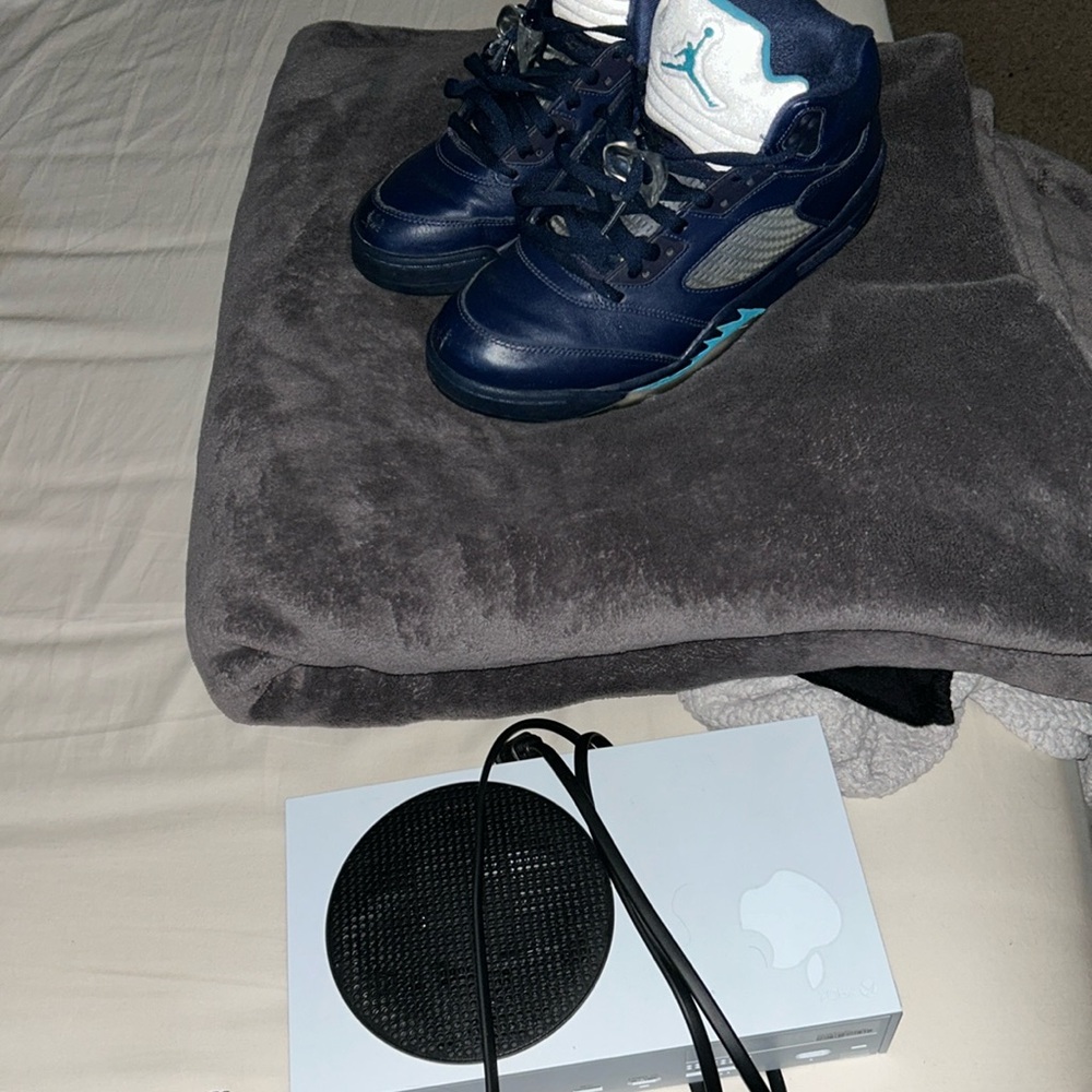 $600 xbox series x/s - jordan retro 5s pregrape